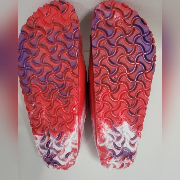 Birkenstock Women Red ,white and Purple Sandals Size 38 - Picture 9 of 9